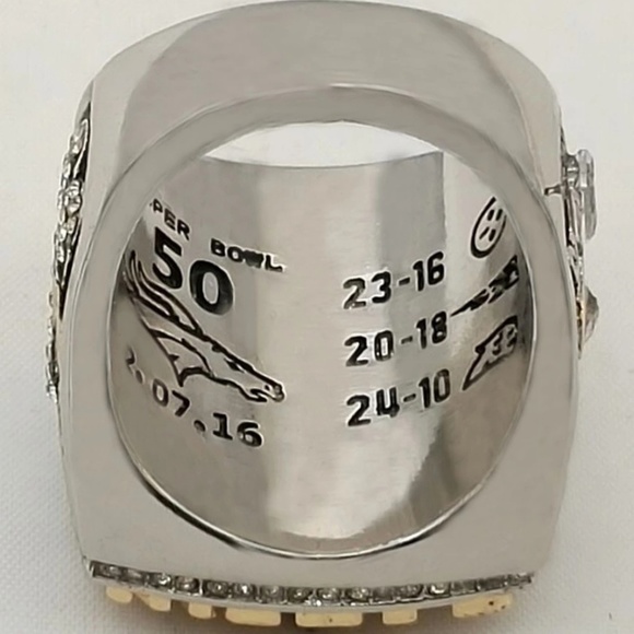 Denver Broncos Championship Ring Fan Edition Super Bowl 50 - Picture 3 of 11